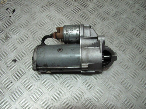 RENAULT MEGANE 1,9DCI Rozrusznik 8200628419A