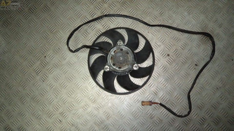 Wentylator chłodnicy VW Passat B5 1.6i 8V 97r