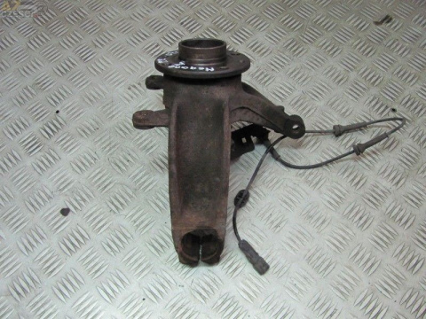 Zwrotnica P.P. piasta Renault Megane II 1.9DCI '07