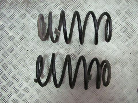 SAAB 9-5 2,2Tid Sprężyny zawieszenia przód kpl