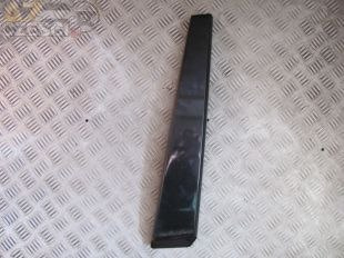 Listwa zewnętrzna słupka lewa Citroen C5 3,0i V6 5d liftback 2001r