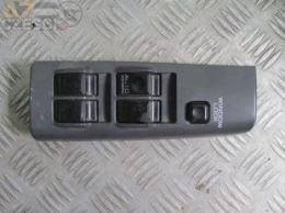Panel przełączników szyb Mitsubishi Space Wagon II 2,0i 16v van 1995r