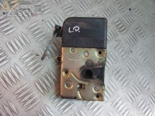 Zamek centralny drzwi lewy przód Peugeot 406 1,8i 16v DOHC sedan 1998r