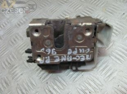 Zamek centralny drzwi prawych Renault Megane Coupe 1,6i 8v 1996r