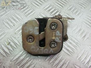 Zamek drzwi prawy przód Volvo 360/345 2,0 8v 5d hatchback 1983r