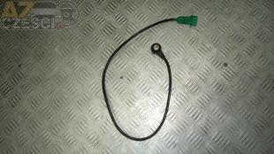 Czujnik spalania stukowego VW Passat B5 1.6i 8V sedan 1997r