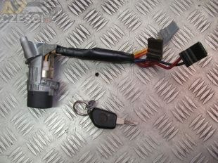 Stacyjka kluczyk Peugeot 406 1.6 8V sedan 1996r