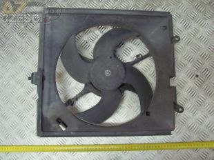 Wentylator wiatrak chłodnicy wody Mitsubishi Carisma 1,6 16V liftback 1997r