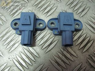 Czujnik uderzeniowy Volkswagen Golf V 2.0 TDI 140 KM Hatchback 3D Trendline 2004r