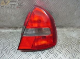 Lampa prawy tył błotnik Mitsubishi Carisma 1.8 GDI 125 KM 16v Hatchback 1999r