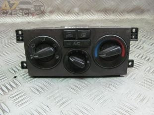 Panel klimatyzacji nawiew Hyundai Elantra 1.6i 16v Hatchback 2002r