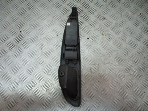 Panel przełacznik szyb Nissan Primera P12 2004r