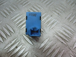 Przełącznik regulacji świateł Nissan Primera P12