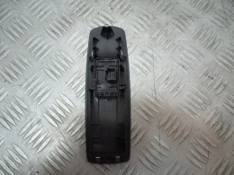 Przełącznik szyby prawy przód Renault Laguna III 809600750R