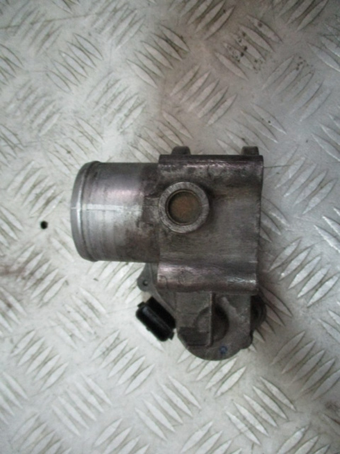 RENAULT LAGUNA 3 III 2,0DCI Przepustnica 8200987453