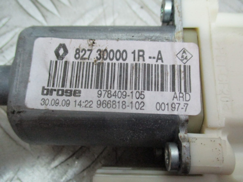 Silniczek podnoś. szyby P.T Renault Laguna III 09r 827300001R