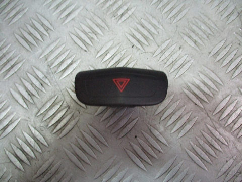 Włącznik świateł awaryjnych Nissan Primera P12 04r