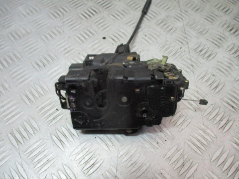 Zamek drzwi P.P Skoda Octavia I Kombi 01r