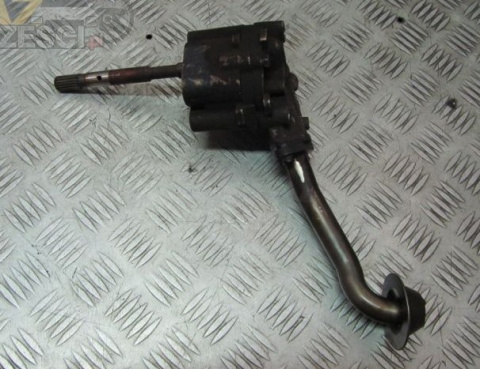 Vw Passat B5 1,8T AEB POMPA OLEJU 058115153