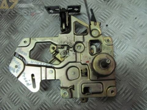 Zaczep zamka drzwi przesuwnych Ford Windstar 3,8i 12v V6 van 1995r