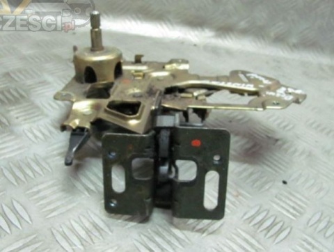 Zaczep zamka drzwi przesuwnych Ford Windstar 3,8i 12v V6 van 1995r