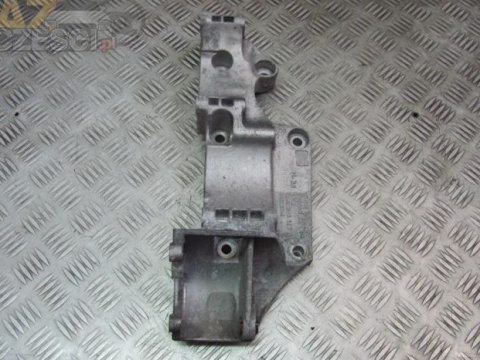 Łapa podstawa wspornik alternatora 06A903143P Seat Toledo 1,8i 20v 5d sedan 2000r