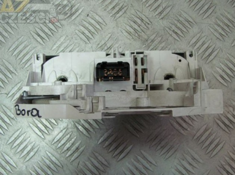 Panel sterowania nawiewem Volkswagen Bora 2.0i 8v sedan 1999r