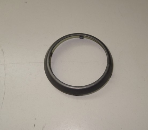 TOYOTA AYGO RAMKA KRATKI WENTYLACYJNEJ SREBRNA