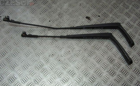 VW GOLF V 5 RAMIONA WYCIERACZEK PRZÓD KOMPLET