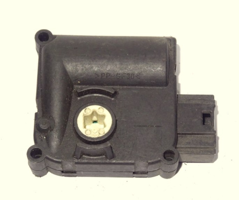 AUDI A6 C6 04-11 SILNICZEK DMUCHAWY 0132801359