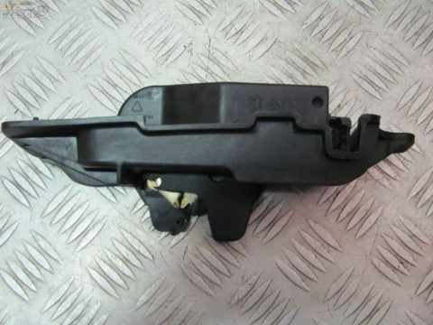 Zamek centralny klapy tył Citroen C2 3D 04r