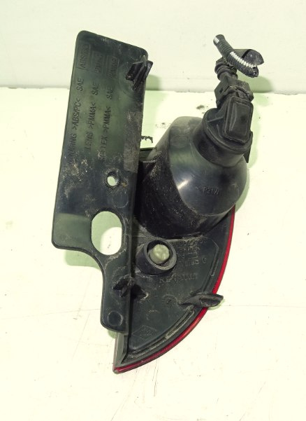 LAMPA LEWA TYLNA TYŁ W ZDERZAK ESPACE 4 8200027155