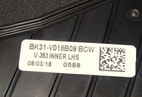 TRANSIT MK8 KRATKA KONSOLI ŚRODKOWEJ PRAWA