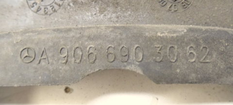 LISTWA OBRYSÓWKA CRAFTER SPRINTER A9066903062