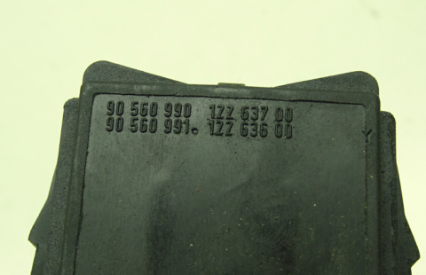 ASTRA G PRZEŁĄCZNIK KIERUNKOWSKAZÓW 90560990