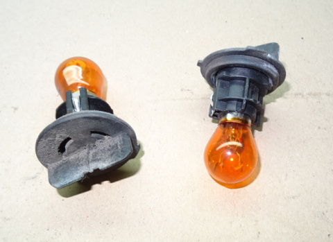 PEUGEOT 207 OPRAWKA KIERUNKOWSKAZU