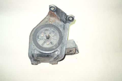 MITSUBISHI SPACE STAR SILNICZEK WYCIERACZEK PRZÓD