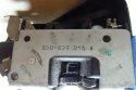 ZAMEK DRZWI PRAWY TYŁ AUDI A4 B5 8D0839016A