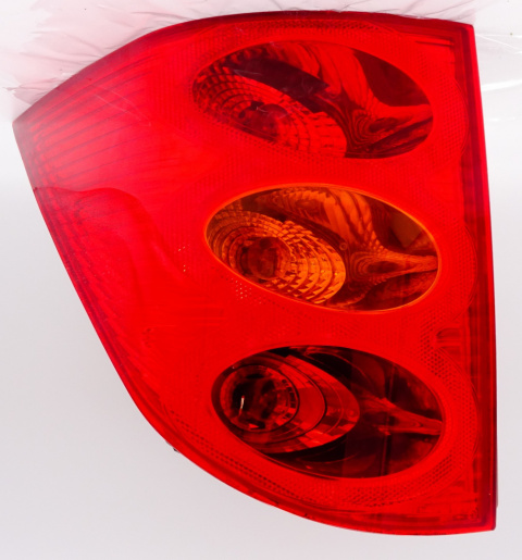 PEUGEOT 1007 LAMPA LEWY TYŁ EU