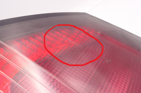 PRIMERA P11 LIFT LAMPA TYLNA PRAWA KLAPA