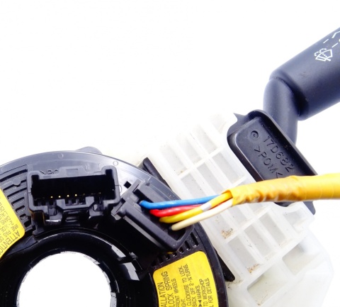 MAZDA 3 BK PRZEŁĄCZNIK ZESPOLONY BP4P 17D798 TAŚMA