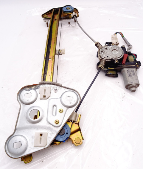 CELICA VII 7 MECHANIZM PODNOŚNIK SZYBY LEWY