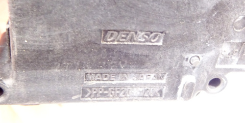 AVENSIS VERSO SILNICZEK NAWIEWU 063700-8600 OPIS !