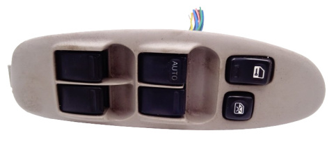 NISSAN ALMERA TINO PANEL SZYB