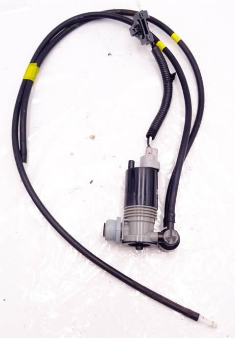 TOYOTA YARIS CROSS POMPKA SPRYSKIWACZY WĘŻE KOMPLET 1094799 002