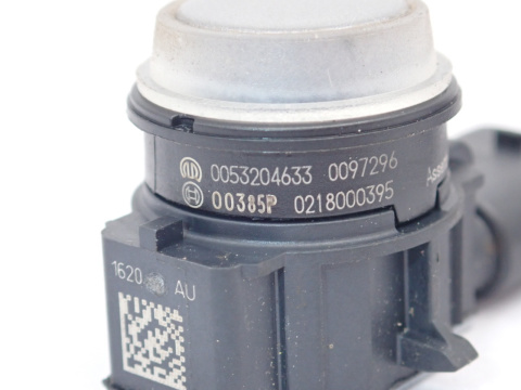 Czujnik PDC JEEP FIAT ALFA ROMEO PRZÓD 0053204633 SREBRNY Z WTYCZKĄ