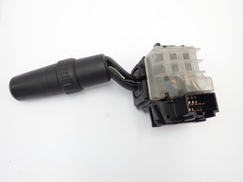 MAZDA 5 3 BK PRZEŁĄCZNIK WYCIERACZEK 17D682