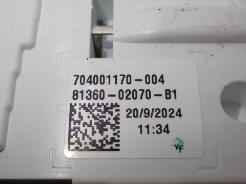 TOYOTA COROLLA E21 XII LAMPKA OŚWIETLENIA WNĘTRZA 81360-02070-B1 - JAK NOWA