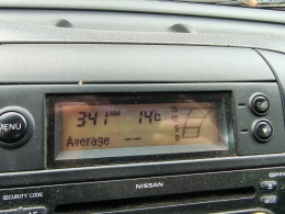 NISSAN MICRA K12 WYŚWIETLACZ RADIA ZEGAREK TERMOMETR KOMPUTER