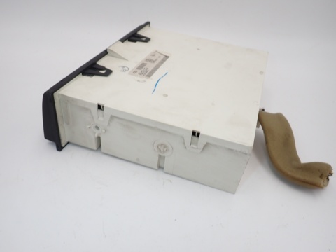 NISSAN MICRA K12 WYŚWIETLACZ RADIA ZEGAREK TERMOMETR KOMPUTER